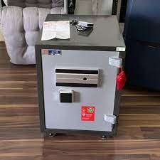 Két sắt thông minh Việt Tiệp KW78FE kết nối điện thoại